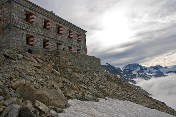 the-rothornhutte the-rothornhutte